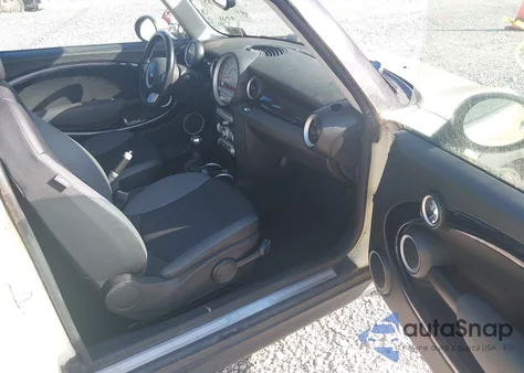 2008 Mini Cooper Clubman из США, поврежденный, VIN WMWML33508TJ46973